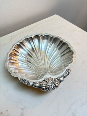 Vintage Silverplated Seashell with Fruit Handle Footed Trinket dish